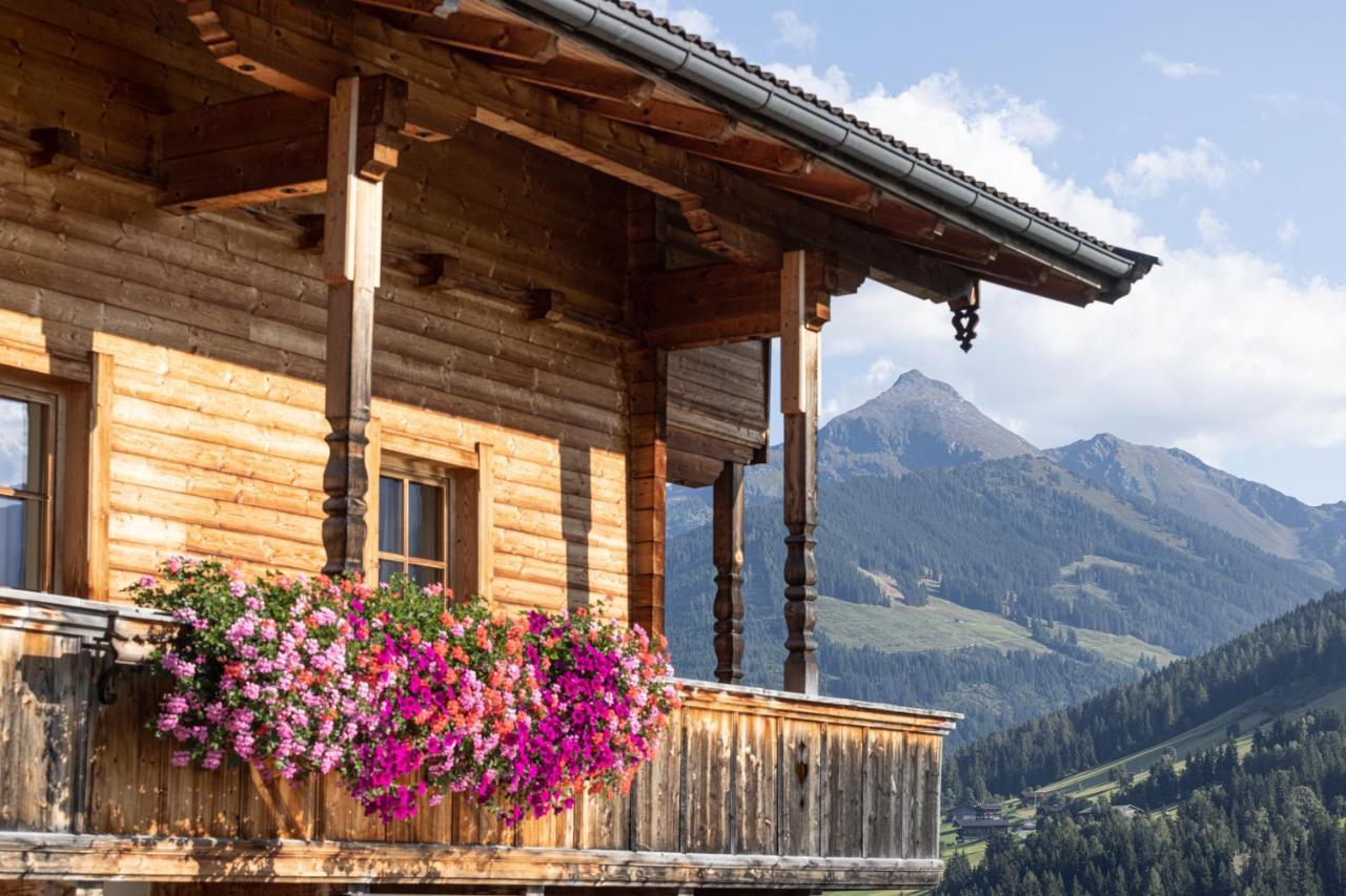 Wellnessappartements Margit Алпбах Екстериор снимка